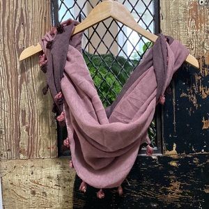 Two-tone Square Tassel Scarf